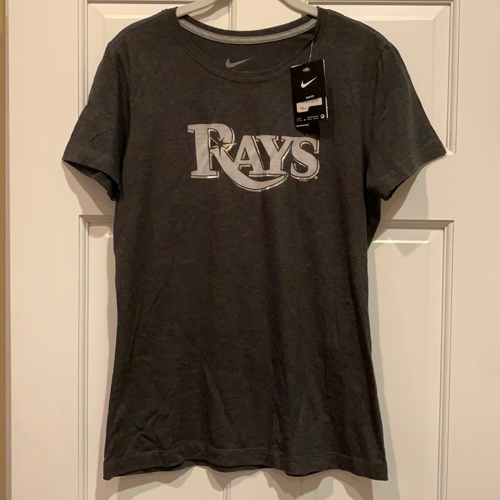 NWT Tampa Bay Rays T-shirt. Sz large. Grey/silver